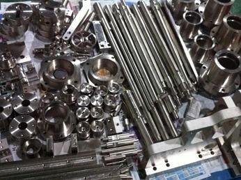 Full Servo T Shape Baby Diaper Production Line photo 3
