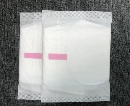 Automatic Sanitary Pads Manufacturing Machine photo 5